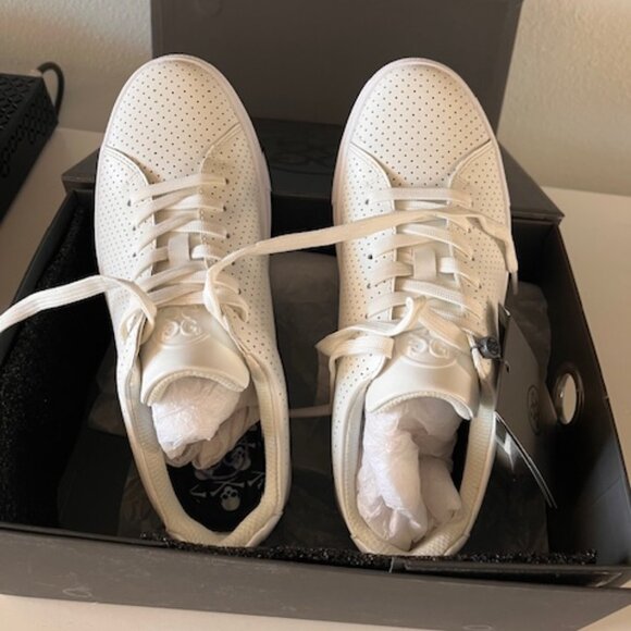 GFore Ladies Durf Perforated Leather Golf Shoe size 8 NWT - Picture 8 of 8